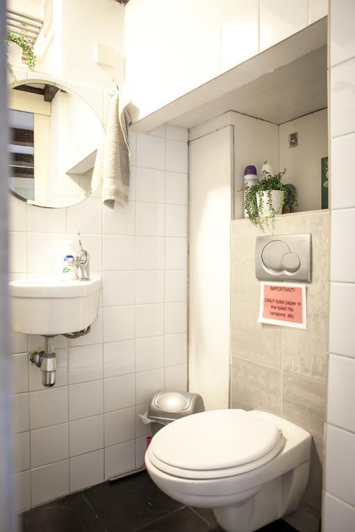B&B Singel Amsterdam Centre Rum bild